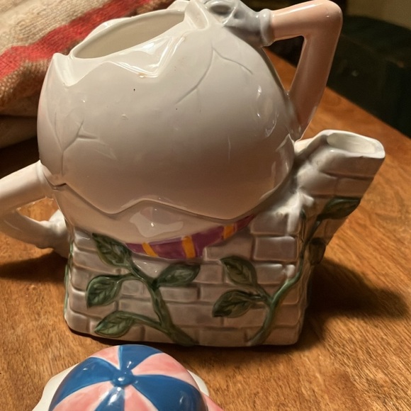 Humpty Dumpty creamer and sugar set vintage ceramic piece - Picture 5 of 11